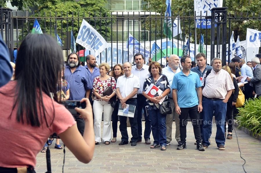 Paritaria docente con gatillo: "La expectativa es mejorar el salario y ganarle a la inflación"