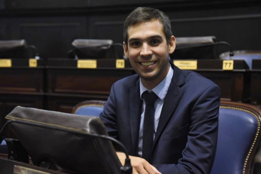 Diputado de Juntos por el Cambio promueve bajar la edad para ser concejal