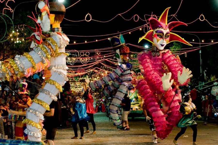 El detrás de escena de los carnavales de la provincia de Buenos Aires