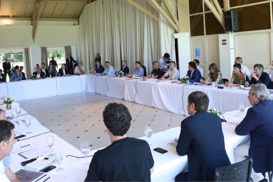 Alberto Fernández se reúne con Axel Kicillof y los intendentes del área metropolitana de Buenos Aires