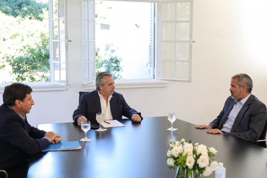 El Presidente recibió al empresario Pérez Companc para avanzar en la compra de alimentos sin intermediarios