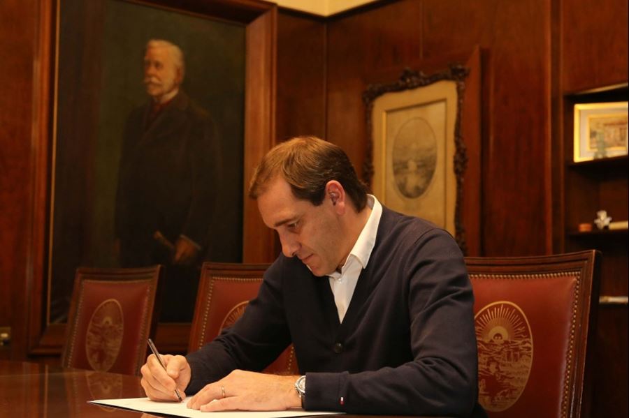 En La Plata, el intendente Garro decretó la ampliación de actividades bajo la modalidad delivery