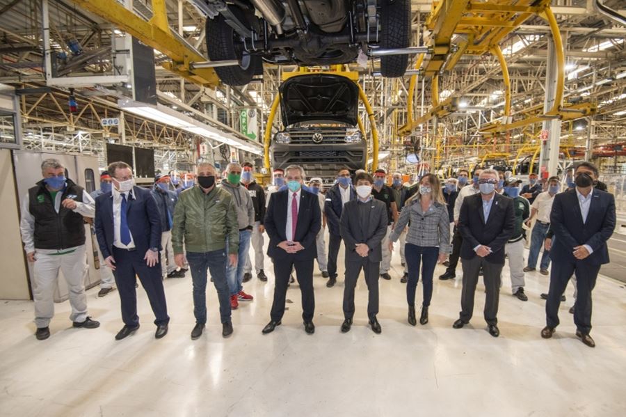 Kicillof, junto a Alberto Fernández: “En la Provincia es prioritario poner en marcha el aparato productivo”