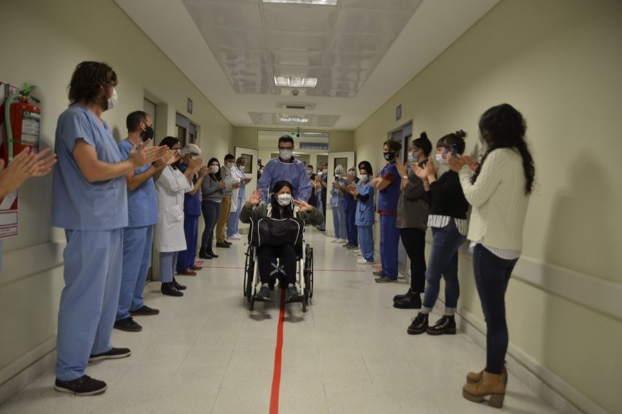 Fue dada de alta la primera paciente con Covid19 atendida en el hospital del Bicentenario
