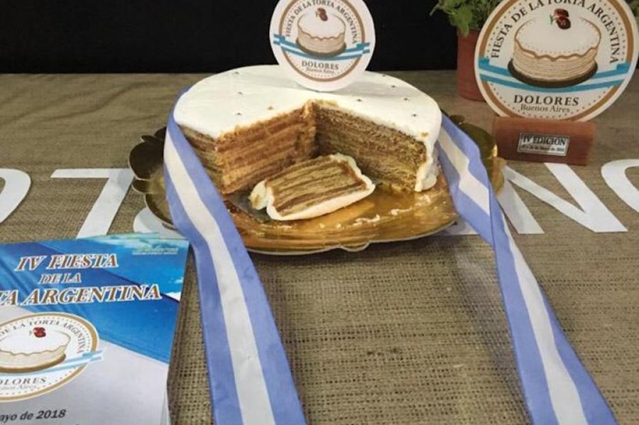 Este 25 de mayo, la ciudad de Dolores celebra la fiesta de la Torta Argentina vía redes