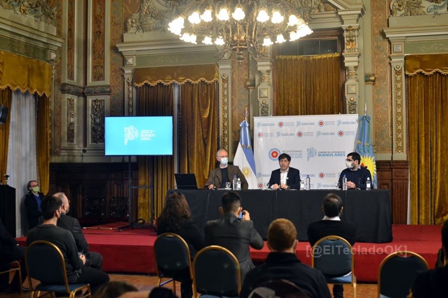 Axel Kicillof: “La provincia se propuso integrar al sistema de salud público y privado"