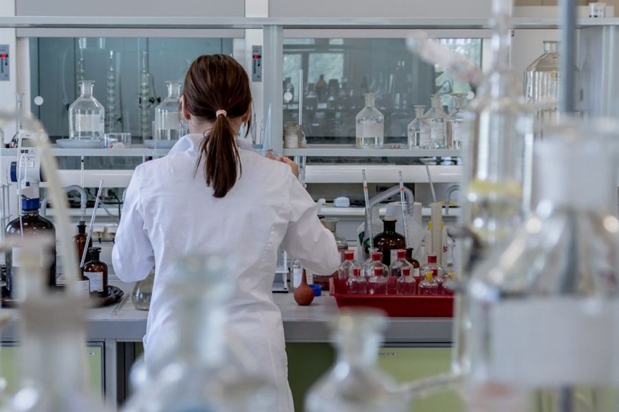 Hasta el 31 de julio está abierta la convocatoria para presentar proyectos para las Becas Salud Investiga