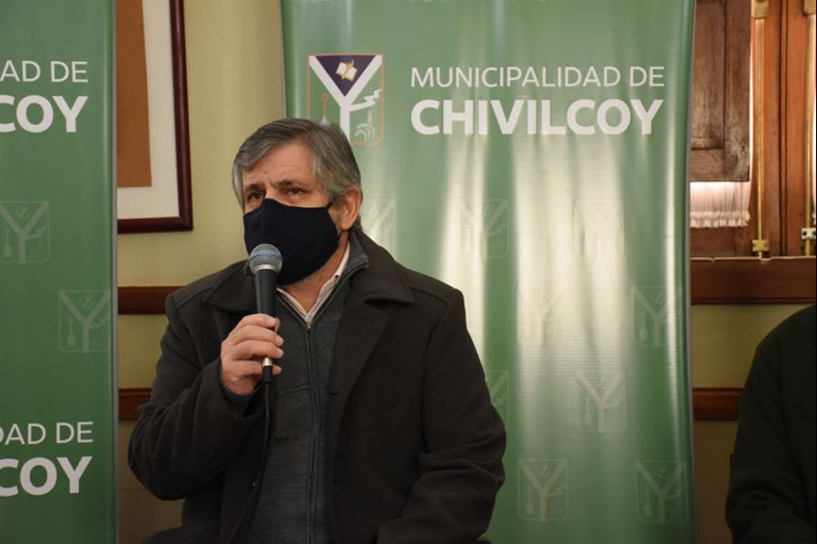 Britos le respondió a la oposición: "Sería importante que se sumen a trabajar, en vez de hacer política carroñera”