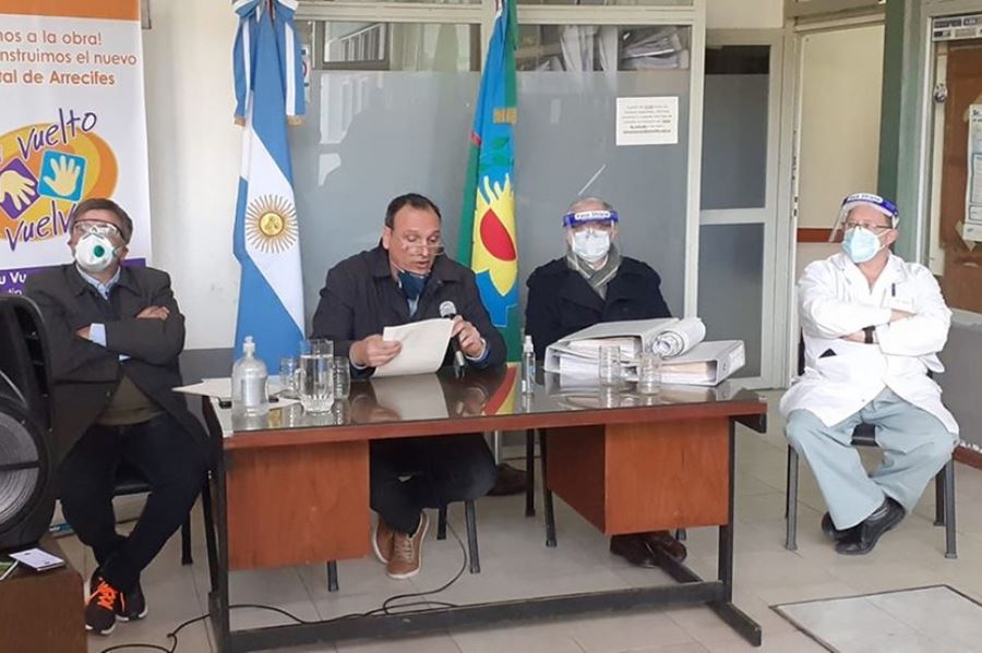 Alerta en Arrecifes por una cadena de contagios que involucra a una tarotista y a una empleada de un geriátrico