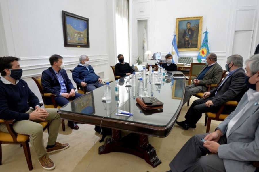 Intendentes independientes salieron a respaldar el pedido de endeudamiento realizado por Kicillof