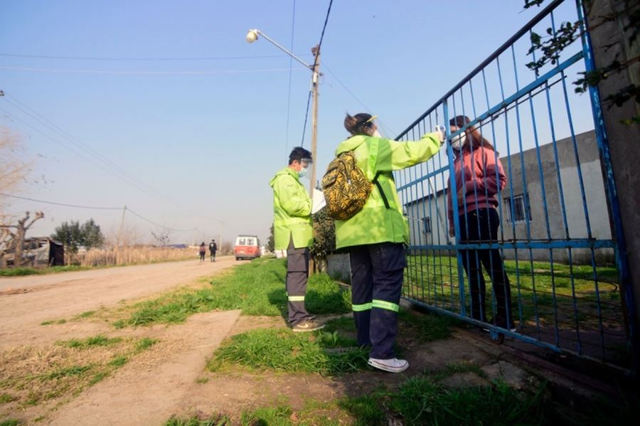 La Plata avanza con los operativos sanitarios casa por casa en los barrios populares