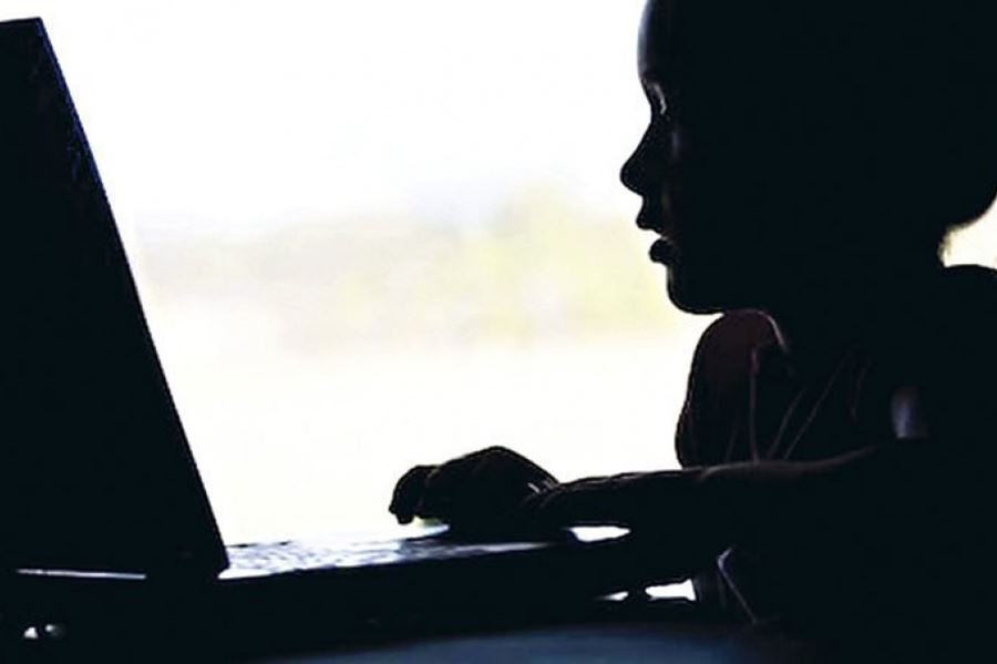 Grooming: un proyecto reactiva la línea 102 para denunciar el acoso digital a niños, niñas y adolescentes