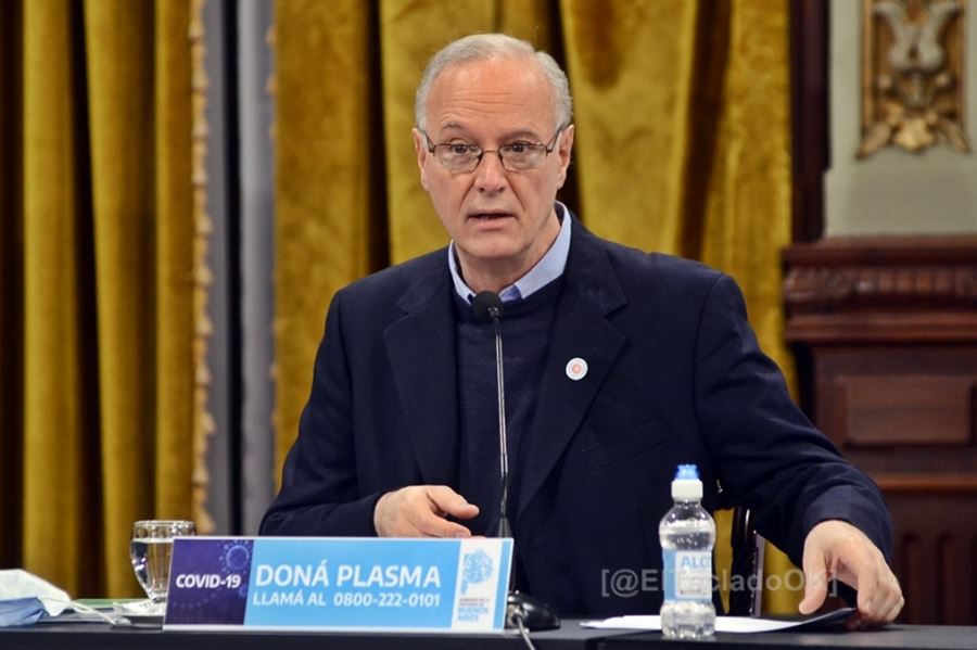 Gollan analizó la apertura de bares: “Cuando se trata de salud, no es bueno jugar al límite”