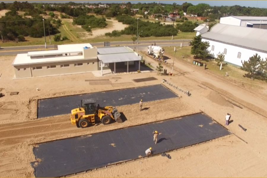 Preparando el verano: Avanza en Villa Gesell la construcción del hospital modular