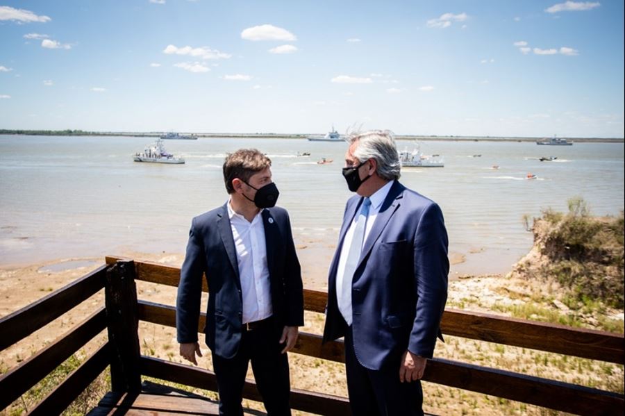 Kicillof participó junto al presidente del 175° aniversario de la Batalla Vuelta de Obligado