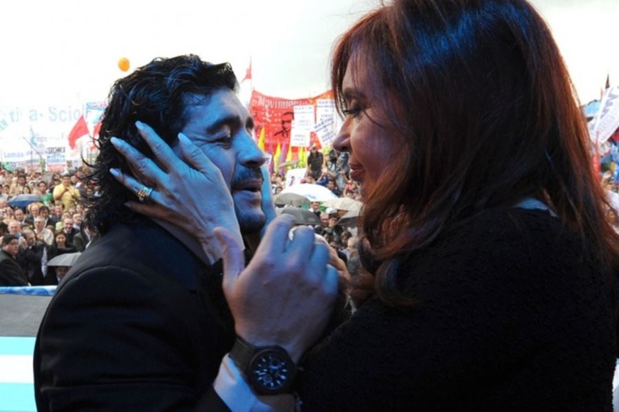 El mensaje de Cristina Fernández por la muerte de Maradona: "Hasta siempre Diego, te queremos mucho"