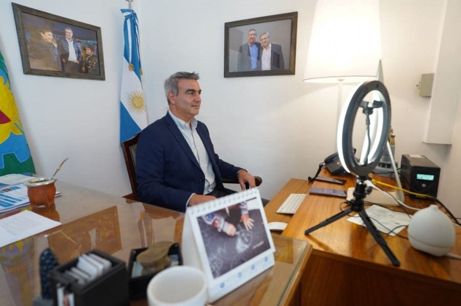 "Las deudas ciudadanas se saltan con consenso y con la voz de los protagonistas"