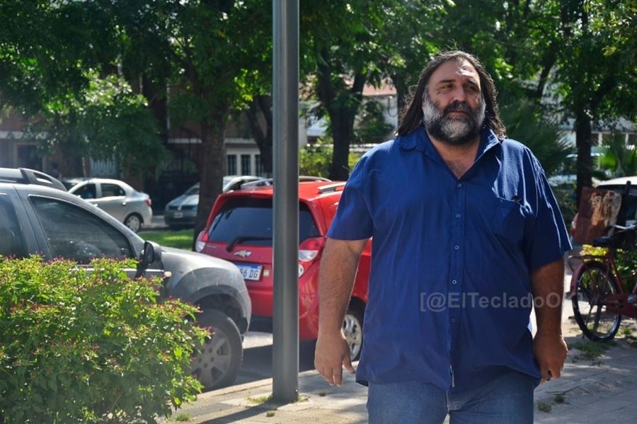 Roberto Baradel está internado en La Plata con coronavirus