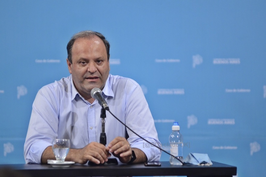 Los expertos aclaran: "No tiene ningún sentido dar la primera dosis si no se va a dar la segunda"
