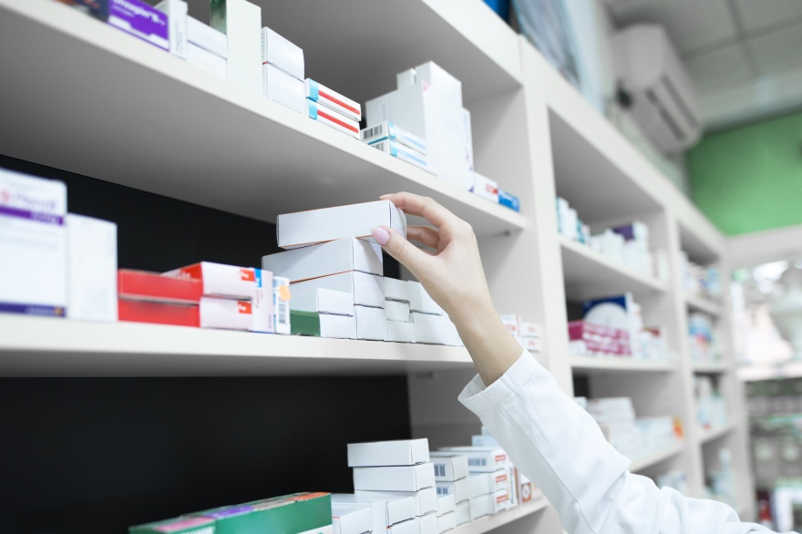 Los farmacéuticos platenses buscan concientizar sobre su función durante los días de turno