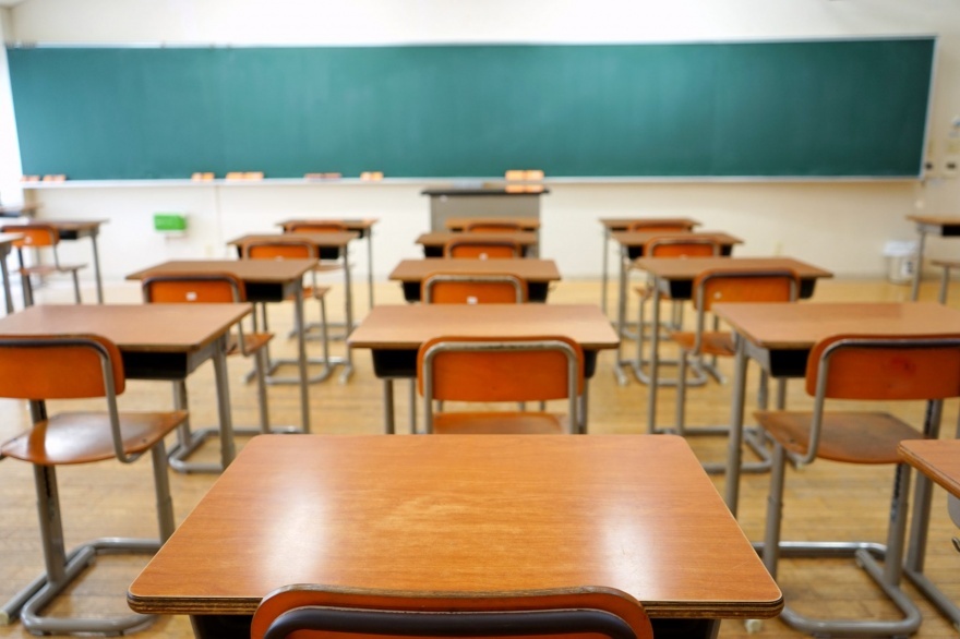 Tapaboca, distanciamiento y ventilación: los detalles del plan de regreso a las aulas que elaboró la Provincia