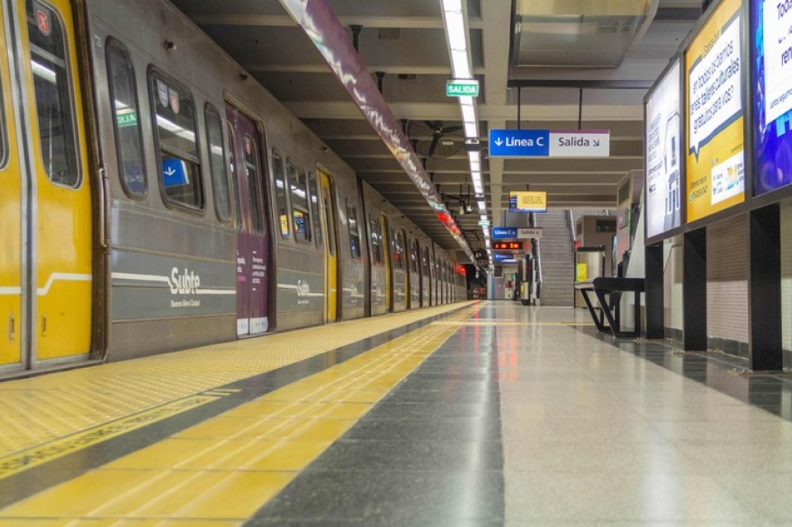 Este vienes paran las seis líneas de subte y el Premetro