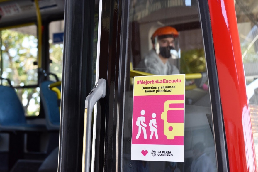 Mayores frecuencias y protocolos de prevención: Cómo funciona el transporte en la vuelta a clases
