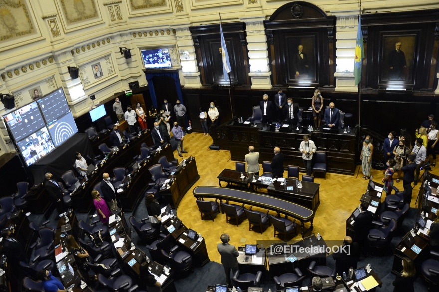 Diputados bonaerenses respaldaron el proyecto de Sergio Massa sobre Ganancias