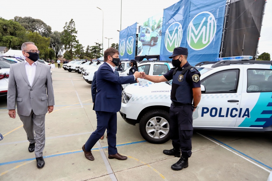 Kicillof y Descalzo pusieron en marcha nuevos patrulleros para la prevención del delito