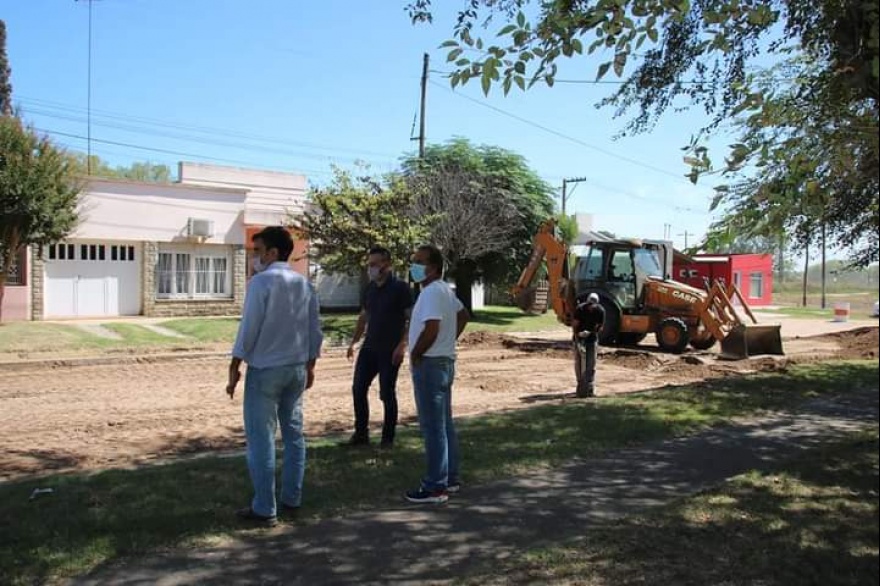 Comenzó la obra de pavimentación en el ingreso a Riestra