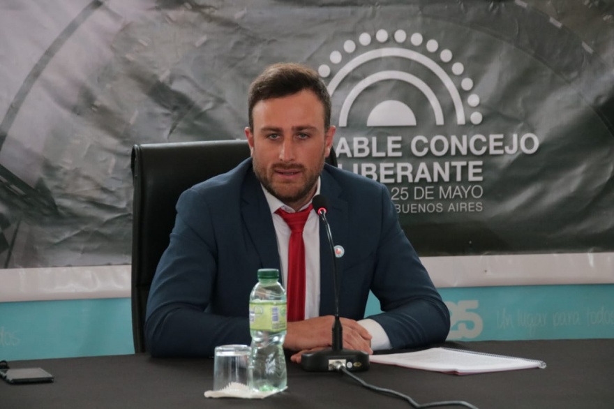 Ralinqueo abrió las sesiones: "Vengo a ratificar el rumbo iniciado en el año 2015"
