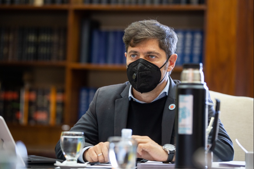 Kicillof se reunió con los intendentes para analizar las medidas que se vienen