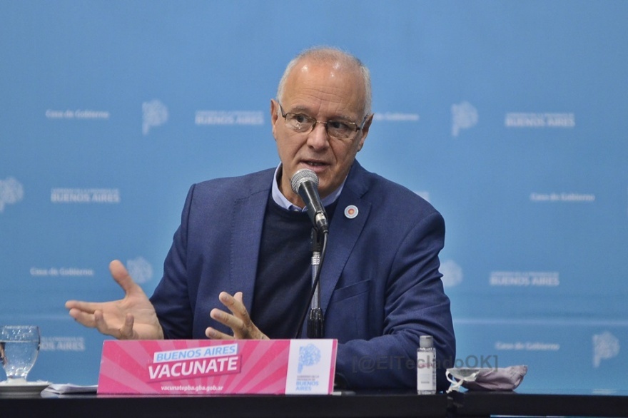 Gollan destacó que "se cortó la suba exponencial de casos" pero alertó sobre los contagios entre los  jóvenes