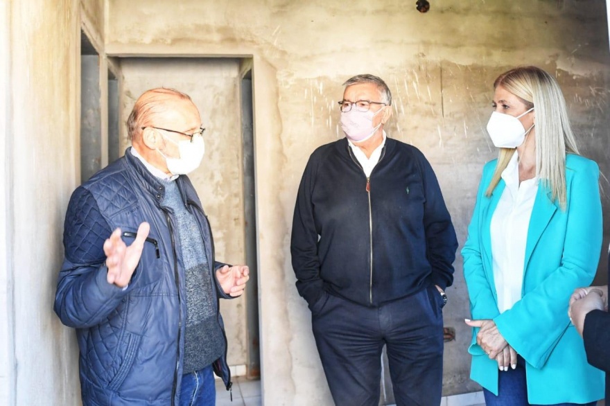 Verónica Magario confirmó la reactivación de la construcción de viviendas en Bragado