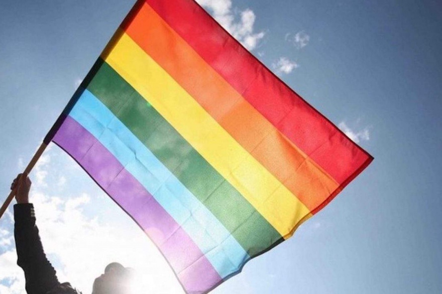 Día Internacional contra la Homofobia, la Transfobia y la Bifobia: la libertad y la diversidad, como bandera