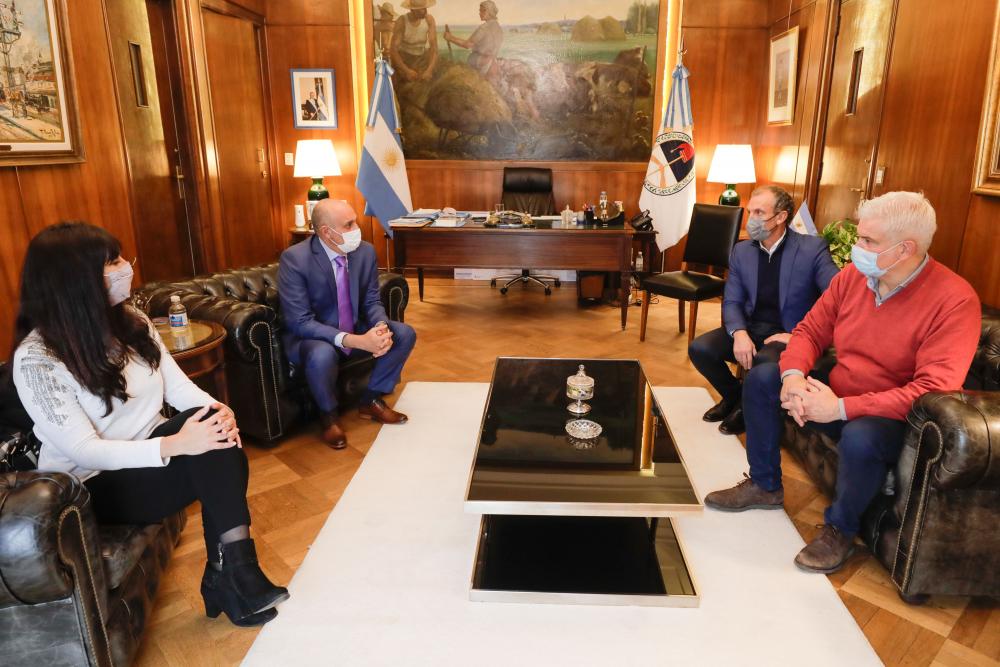 El massismo chivilcoyano se amplía con la incorporación de nuevos dirigentes