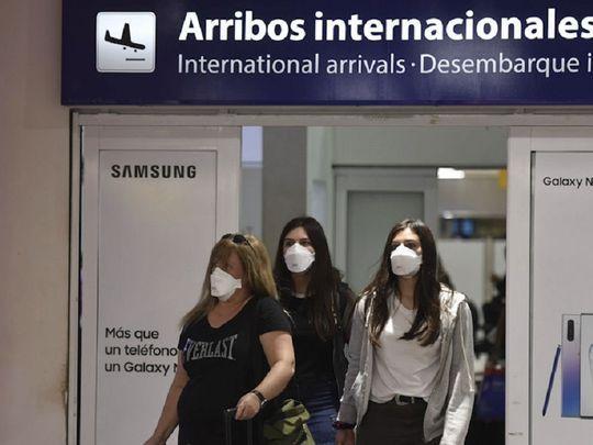 Quienes no cumplan el aislamiento podrían recibir multas de hasta $4,3 millones