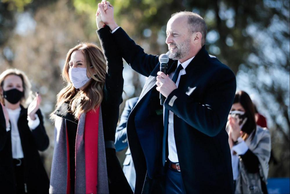 Insaurralde presentó la campaña del Frente de Todos de Lomas con Tolosa Paz