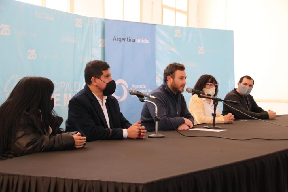 Hernán Ralinqueo: “Cuando las cosas se hacen mal, los daños son enormes"