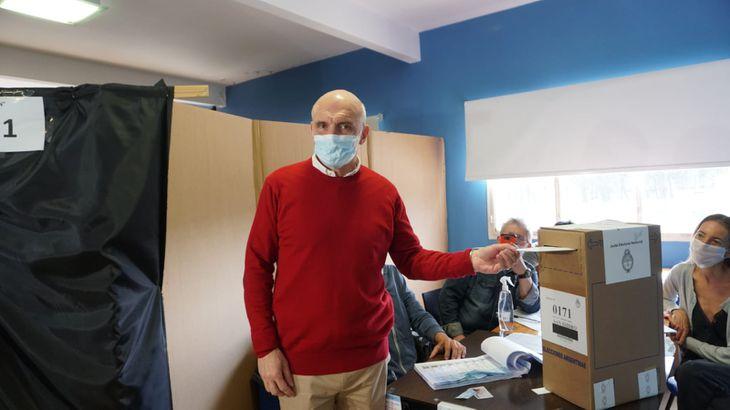 Votó Espert y denunció que faltan boletas de su espacio político