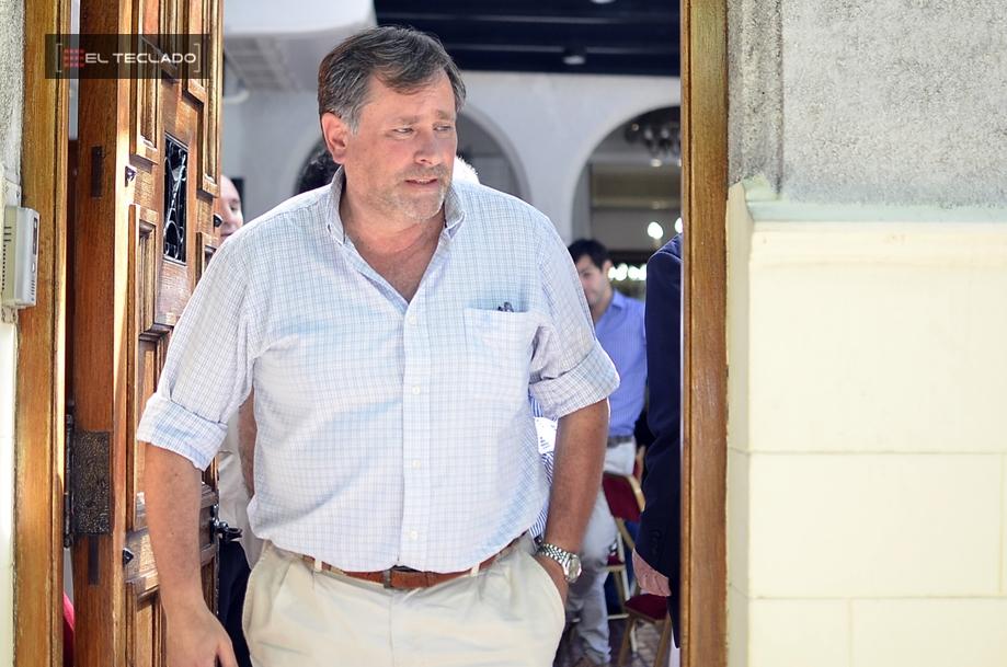 Intendente radical antigrieta saludó a los justicialistas en el día de la Lealtad