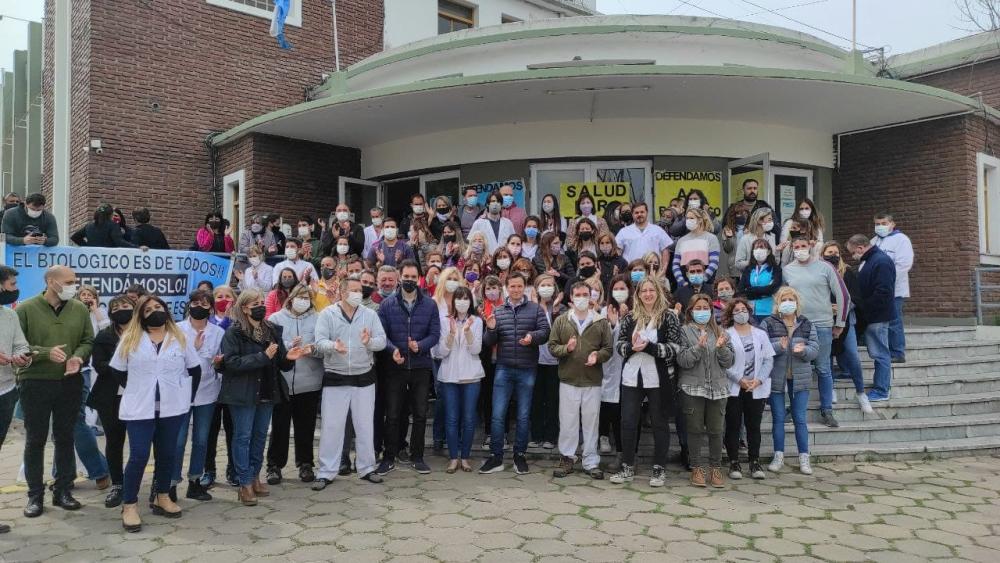 Sigue el reclamo de los trabajadores del Biológico: Juntos sale al "rescate"