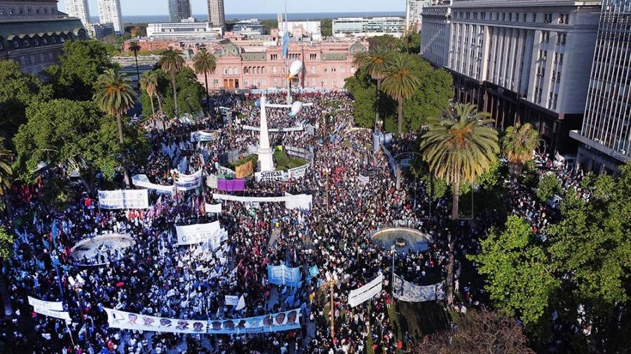 Fiesta en la Plaza: el FdT busca mostrarse unido y se relanza a la caza de 2023