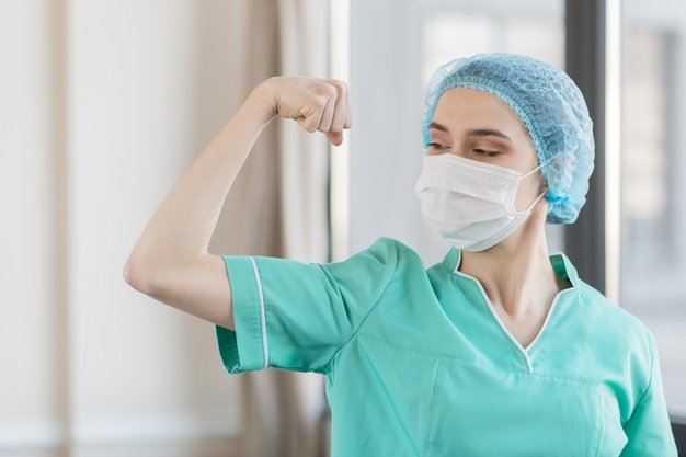 Saludos: en tiempos de pandemia, la política se rinde a los pies de la enfermería