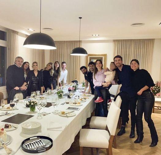 El durísimo balance de Mauricio Macri, con la foto del famoso brindis de Olivos
