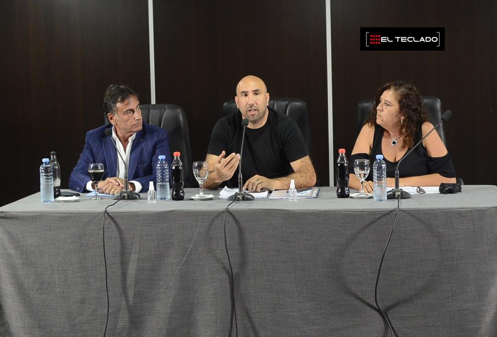 Piden el juicio político contra el Procurador Julio Conte Grand