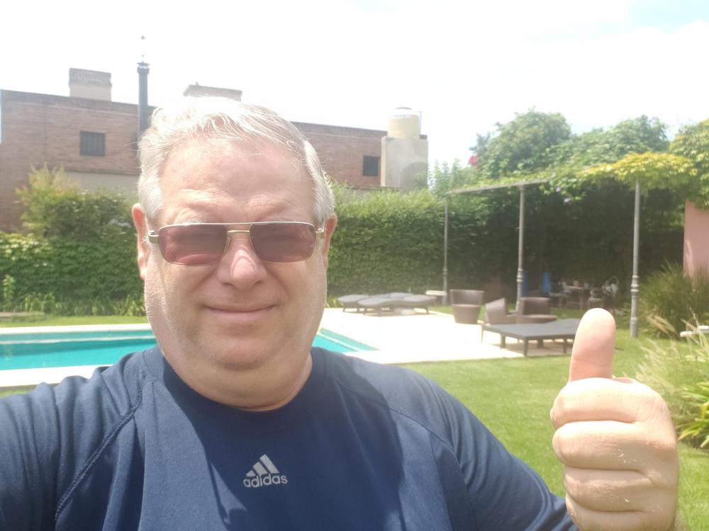 Tiene las tres dosis y le tocó pasar por la terapia intensiva: Buil ya está en su casa