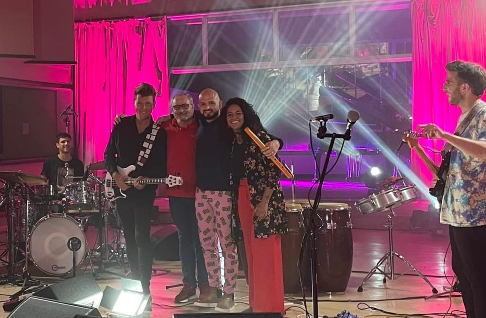 "Garrálapala, Illaregui": jornada a pura pachanga en la embajada argentina en Cuba