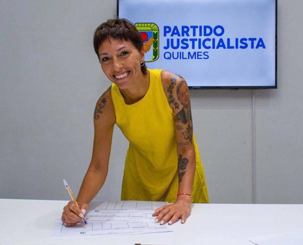 Mayra Mendoza se convertiría en la primera mujer en conducir el PJ de Quilmes