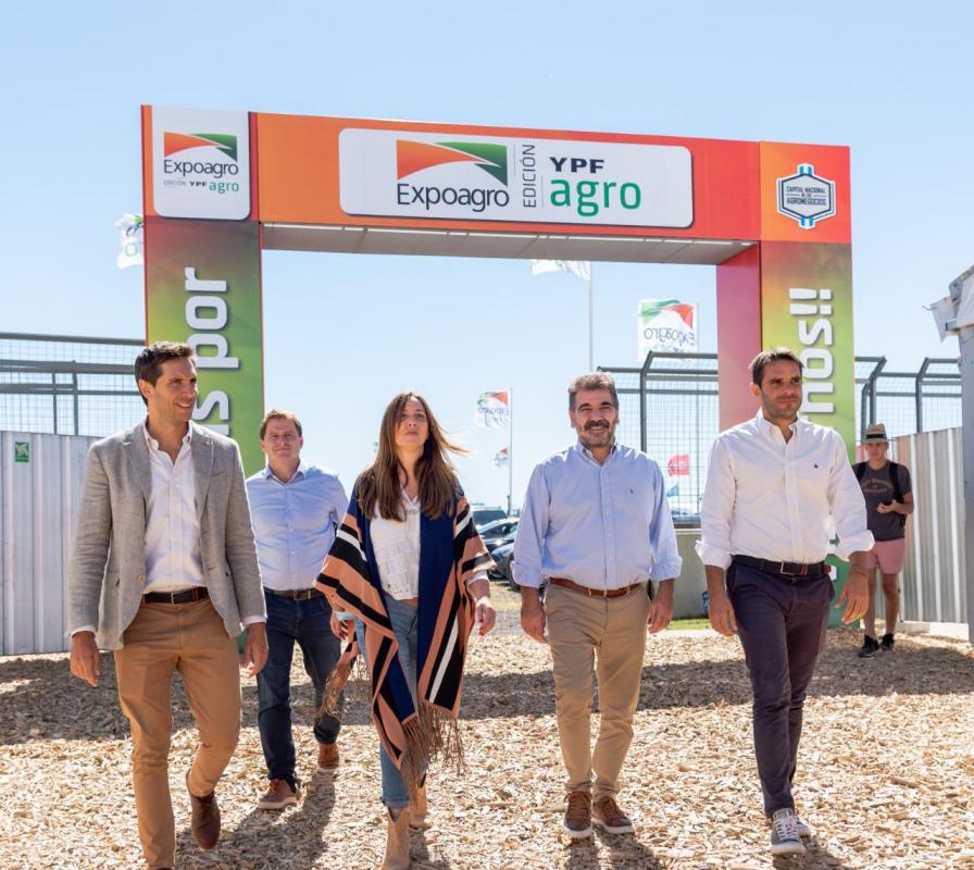 Vidal y Ritondo también visitaron Expoagro, y aprovecharon para pegar con todo
